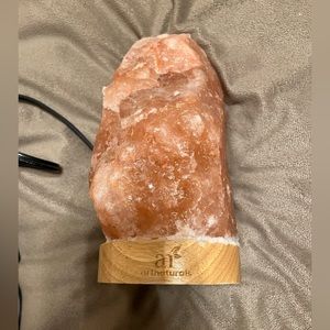Rock salt lamp